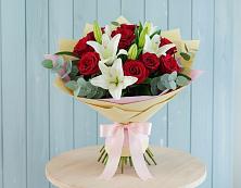 Букет цветов из:  Лилии и Розы в Новоизобильном