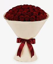Букет 101 Бордовая роза Блэк Бакарра в Новоизобильном