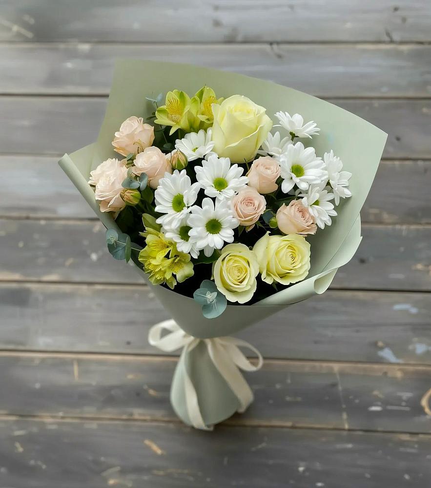 Букет цветов из: Альстромерии, Розы и Хризантемы в Новоизобильном