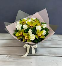 Букет цветов из:  Орхидеи и Розы в Новоизобильном