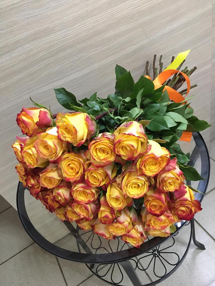 Букет Желтые розы в Новоизобильном