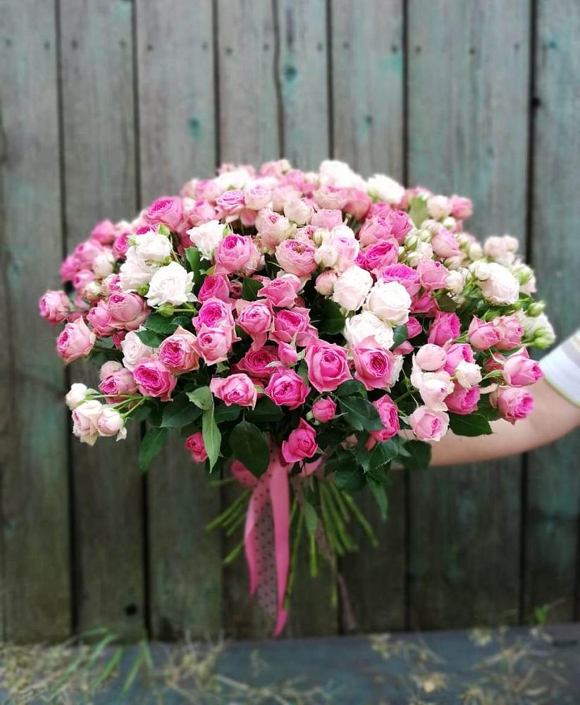 Букет Розовые кустовые розы Натали и Лав Лидия в Новоизобильном