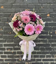 Букет цветов из:  Герберы и Хризантемы в Новоизобильном
