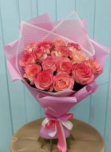 Букет 15 Розовых роз Равель в Новоизобильном