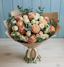 Букет цветов из:  Альстромерии и Розы #REPLACE_PRED# Новоизобильном